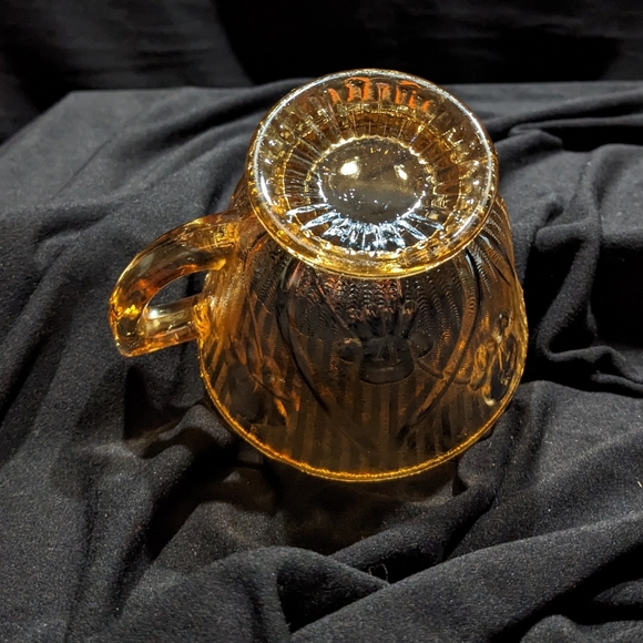 Carnival glass tea cup - Picture 3 of 5